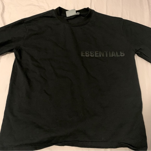 ESSENTIALS Basic Casual Tees Shirt - Picture 1 of 3